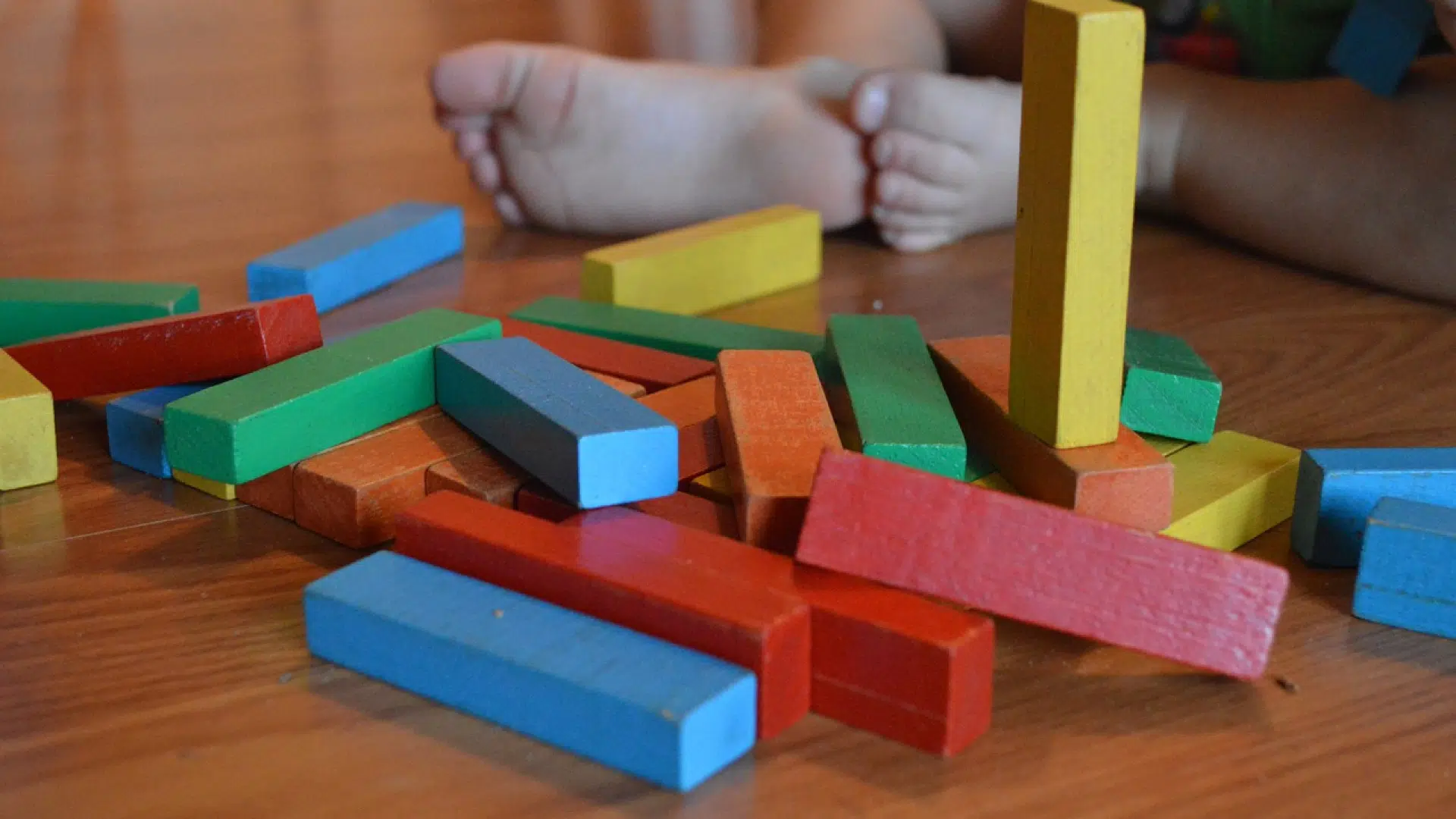 Pourquoi s’allier avec un spécialiste de la tour Montessori et du lit cabane ?